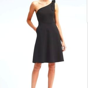 Banana Republic Black One Shoulder Knotted Dress